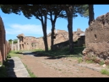 05579 ostia - regio iii - cardo degli aurighi - blick von osten - 2017.jpg